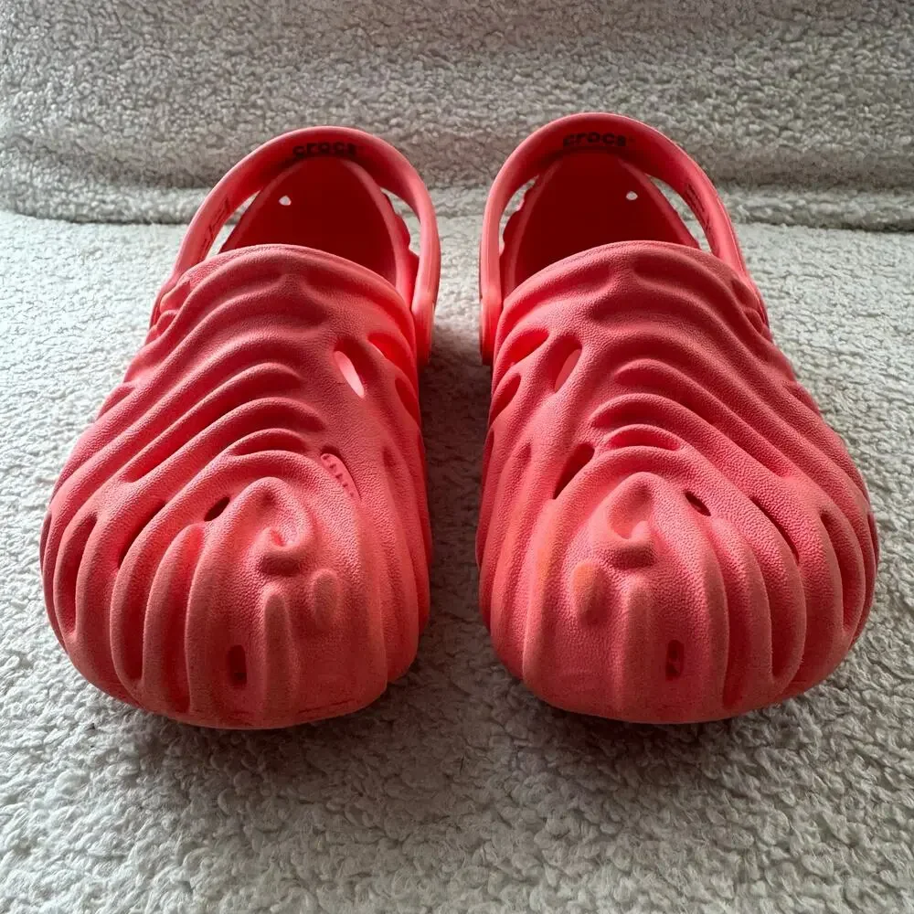CROCS size 9c